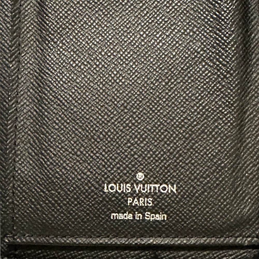 Louis Vuitton *REHAB* Taiga Leather, Black Wallet, broken zippers